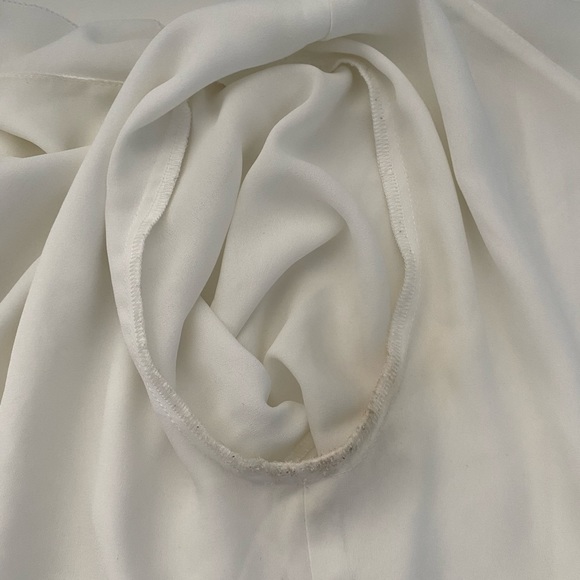 Sunday Best White Cropped Blouse (Size: XXS) - Picture 13 of 13